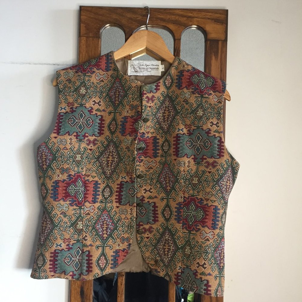 VINTAGE SUTTLE & SEAWINDS VESTS SIZE L